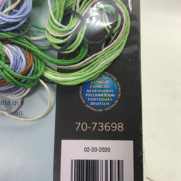 DIMENSIONS 2 Bibs Stamped Cross Stitch Kit #70-73698 – Elephant & Turtle Design - Picture 4 of 14